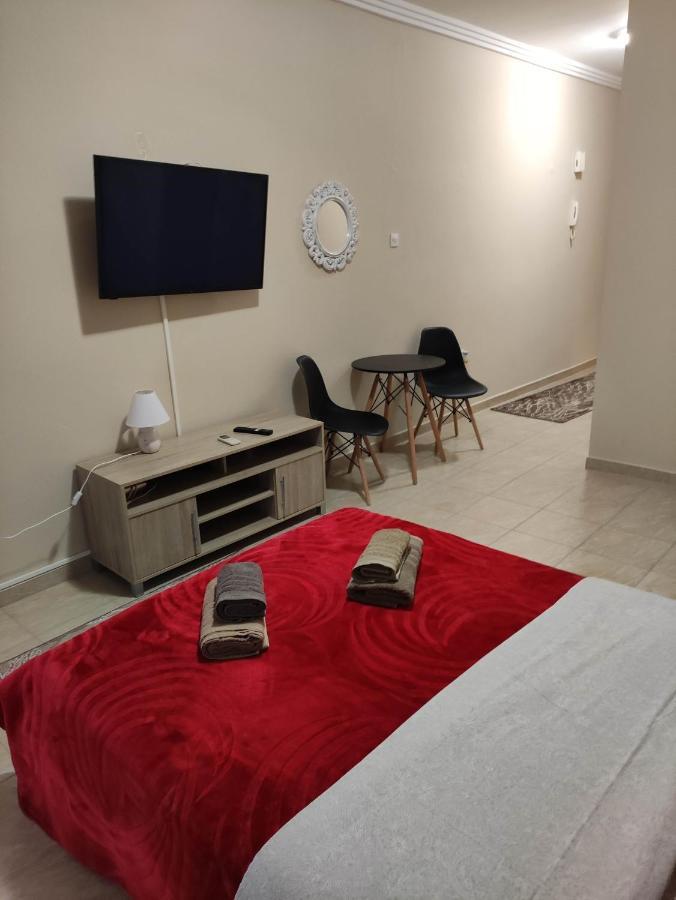 G M 3 Rooms Kentpo In The Heart Of The City Larissa Exterior photo